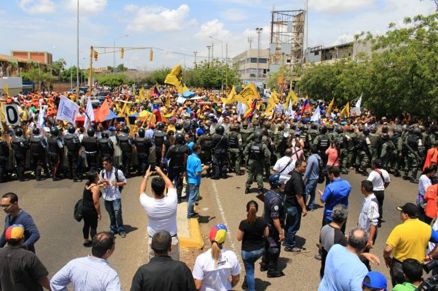 Marcha CNE Zulia (7)