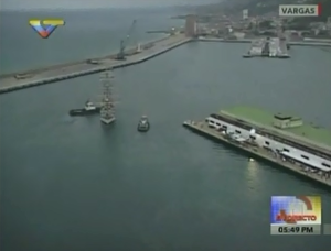 ¿País potencia? La pelazón del puerto de La Guaira que a VTV y a Maduro se les escapó (Fotos + Video)