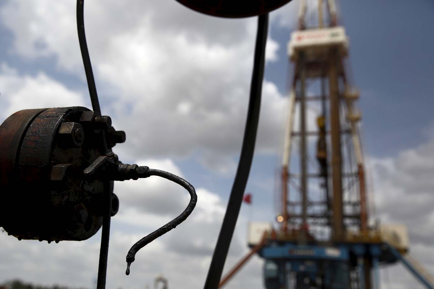 Demanda de petróleo subirá a medida que capacidad global de refinerías se acerca a máximo histórico