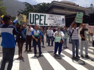 En la Upel Miranda protestaron por salarios y presupuesto justo