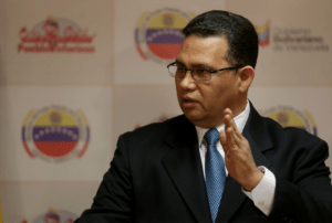 Ministro de Interior, Justicia y Paz insinúa relación entre sicariato de general Velásquez y la oposición (Video)