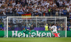 Cristiano Ronaldo y su penalti vencedor acaparan los diarios portugueses