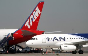 Latam Airlines suspende temporalmente los vuelos a Venezuela