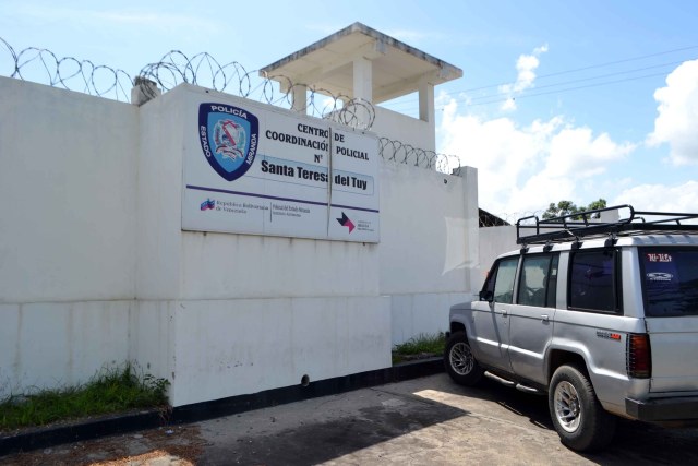 Centro de Coordinación Policial N5 - Santa Teresa. Fachada