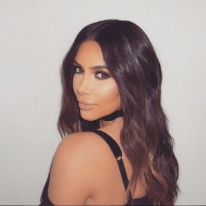Kim Kardashian se volvió a desnudar en Instagram, pero esta vez le mostró las nalgas a sus seguidores