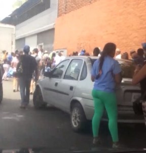 Olivares publica video que desmiente a Carneiro sobre las colas en Vargas