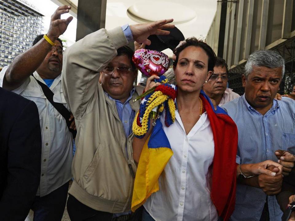 María Corina Machado desestima el diálogo por “darle oxígeno” al régimen de Maduro