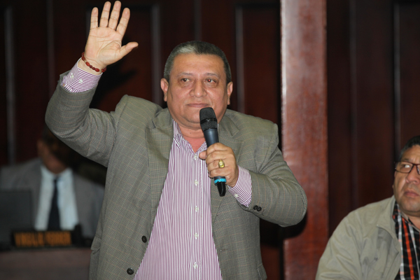 Diputado Virgilio Ferrer: Los Clap  distribuyen  bolsas de miseria y hambruna