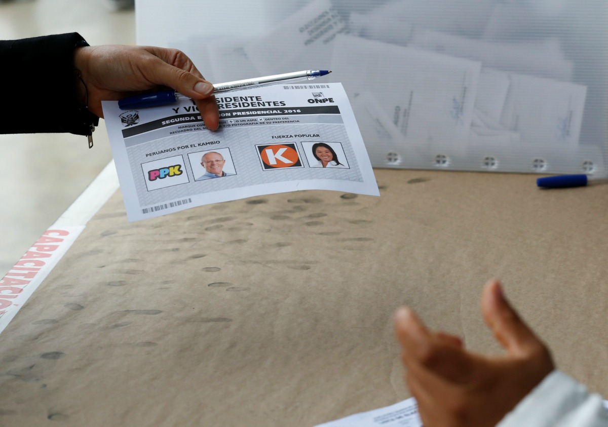 Falta medio millón de votos del exterior por contar en comicios de Perú