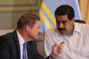 Venezuela y Aruba suscribieron varios acuerdos estratégicos