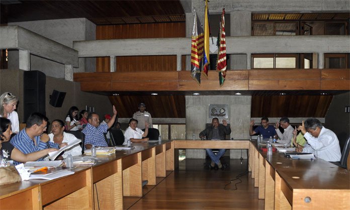 Exigen rendir cuentas al presidente del Concejo Municipal de Lara