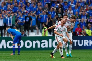 Hungría salva el partido con un empate 1-1 ante Islandia y acaricia los octavos