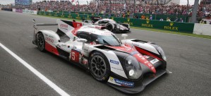 Porsche triunfa en las 24 Horas de Le Mans tras una avería de Toyota a 6 minutos del final