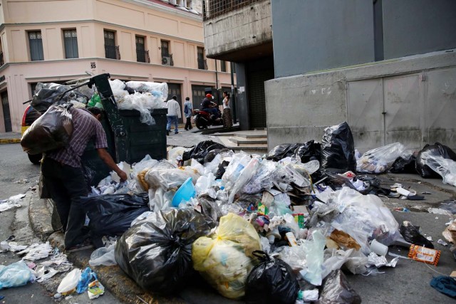 escasez basura pobreza