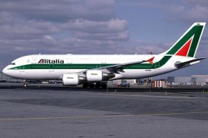 Sindicatos de Alitalia rechazan una reestructuración para salvar la aerolínea