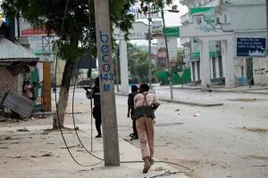 Ataque islamista a hotel de Somalia deja al menos 11 muertos