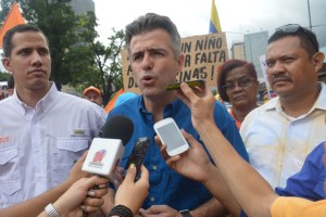 Feo La Cruz: No puede haber diálogo con amenazas de disolver la Asamblea Nacional