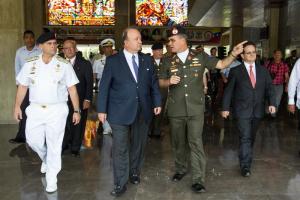 Padrino López se reunió con ministro de Defensa colombiano para retomar diálogo fronterizo