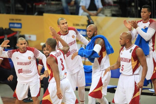 Sudmericano de Baloncesto Caracas 2016, La selección de Venezuela vs el combinado de Brasil, juego realizado en las instalaciones del Poliedro de CaracasFoto: Alejandro van Schermbeek30/6/16