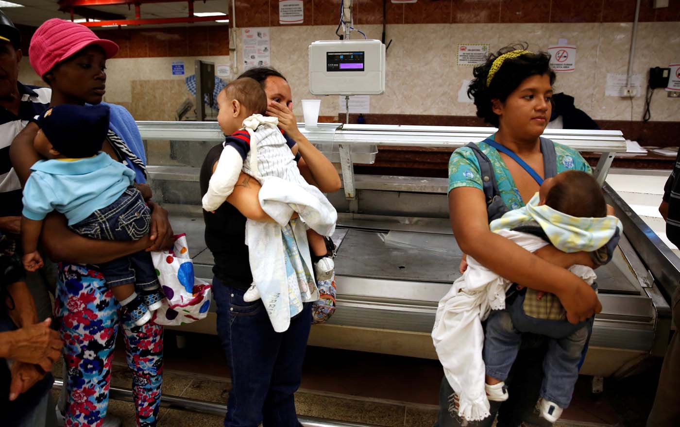 Desnutrición aumenta la tasa de mortalidad infantil en Venezuela