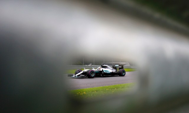 Formula One - Grand Prix of Austria - Spielberg, Austria - 3/7/16 - Mercedes Formula One driver Lewis Hamilton of Britain drives during the race. REUTERS/Dominic Ebenbichler