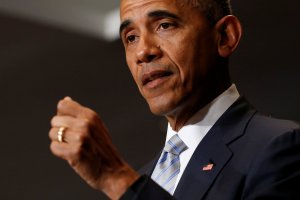 Obama indulta a 111 presos y bate récord en EEUU