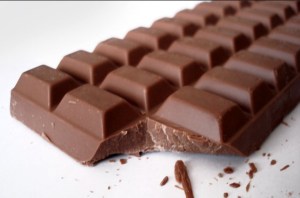 Hallan sustancias cancerígenas en famosas marcas de chocolate
