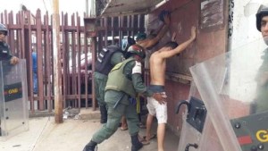 GNB detuvo a once saqueadores de camiones en Maracaibo
