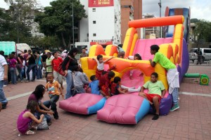 Alcaldía de Baruta celebra el Día del Niño en la Plaza Alfredo Sadel