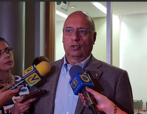 Williams Dávila propone que Luis Almagro integre diálogo en Venezuela