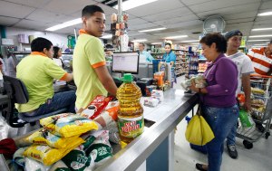 Casi 130 mil venezolanos hicieron mercado este fin de semana en Colombia