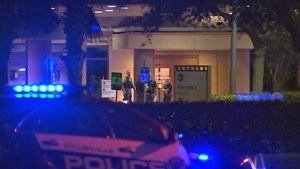 Hombre mata a balazos a dos mujeres en hospital de Florida
