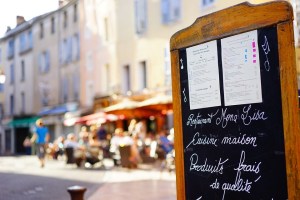 Cómo viajar por Europa comiendo en los mejores restaurantes ¡y a buen precio!
