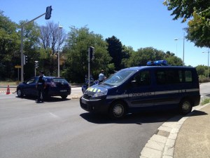 Hombre armado se atrinchera en hotel del sur de Francia