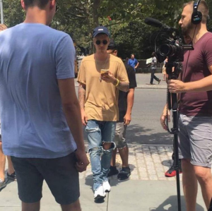 El último desaire de Justin Bieber a una fanática de New York (Video)