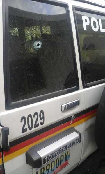 Ataque armado, unidad policial impactada