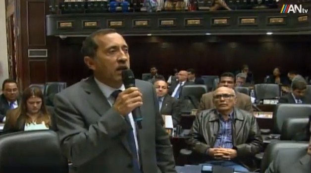 José Guerra: Cuando un Banco Central vende sus reservas es porque algo está pasando