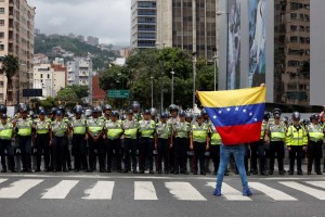 Unasur y expresidentes llaman a venezolanos a ejercer en forma pacífica su derecho a manifestar