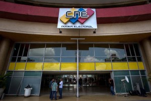 CNE evalúa cronograma para elecciones regionales