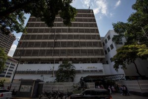 Fiscalía pide cierre de Unidad de Hemodiálisis del JM de Los Ríos por contaminación