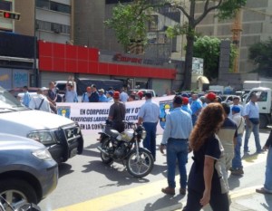 Trabajadores de Corpoelec protestan en las calles para exigir discusión del contrato colectivo