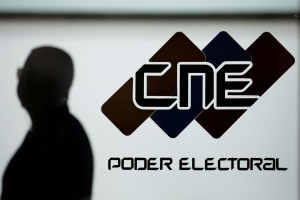 CNE intenta eliminar 92,5 por ciento de los partidos