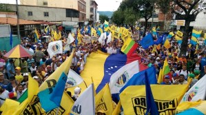 El pueblo larense se unió para pedir referendo revocatorio frente al CNE (fotos y videos)