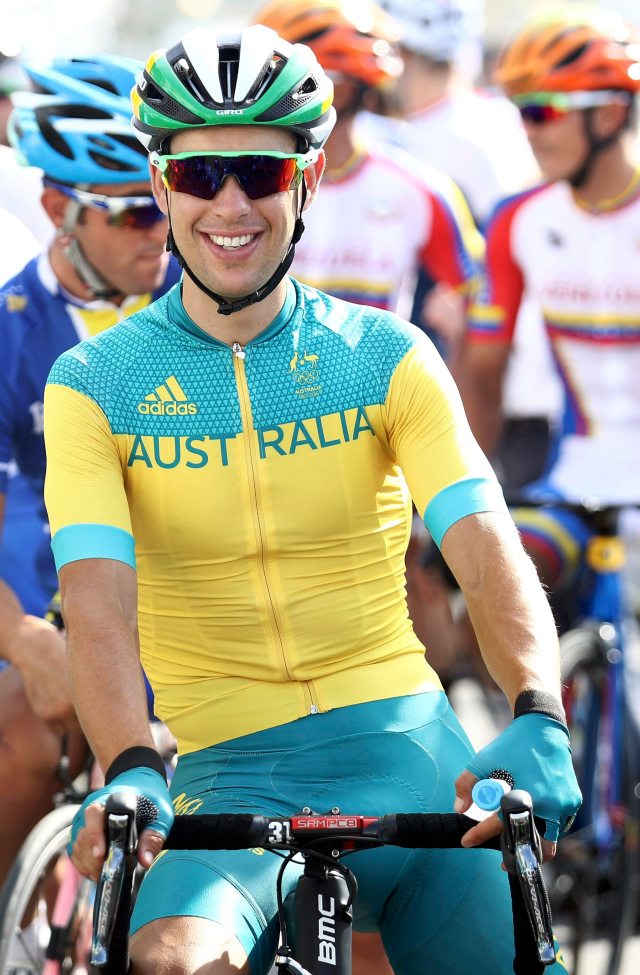 2016 Rio Olympics - Cycling Road - Final - Men's Road Race - Fort Copacabana - Rio de Janeiro, Brazil - 06/08/2016.Richie Porte (AUS) of Australia prepares for the start of the race REUTERS/Bryn Lennon/Pool FOR EDITORIAL USE ONLY. NOT FOR SALE FOR MARKETING OR ADVERTISING CAMPAIGNS.