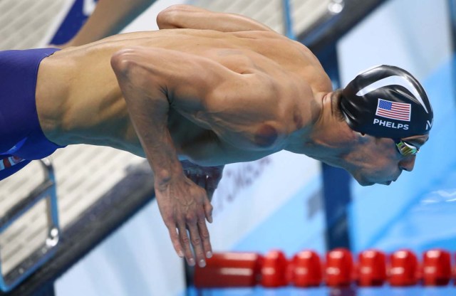 2016 Rio Olympics - Swimming - Final - Men's 200m Butterfly Semifinals - Olympic Aquatics Stadium - Rio de Janeiro, Brazil - 08/08/2016. Michael Phelps (USA) of USA competes. REUTERS/Marcos Brindicci FOR EDITORIAL USE ONLY. NOT FOR SALE FOR MARKETING OR ADVERTISING CAMPAIGNS.