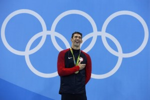 La gloria de Phelps llega a 20 medallas de oro