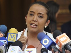 Gaby Arellano: El Revocatorio no está en manos de Tibisay sino del pueblo venezolano