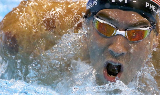 2016 Rio Olympics - Swimming - Men's 200m Butterfly Semifinals - Olympic Aquatics Stadium - Rio de Janeiro, Brazil - 08/08/2016. Michael Phelps (USA) of USA competes REUTERS/David Gray TPX IMAGES OF THE DAY FOR EDITORIAL USE ONLY. NOT FOR SALE FOR MARKETING OR ADVERTISING CAMPAIGNS.