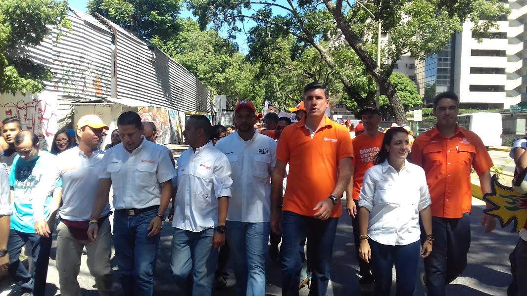 Edmundo Rada: VP ha liderado la lucha permanente de calle y voto contra la dictadura