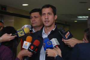 Guaidó: Solo tendremos revocatorio este año con los venezolanos colmando las calles